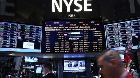 Nyse be - Aug 30, 2023 · The New York Stock Exchange (NYSE), located in New York, N.Y., is the oldest American exchange still in existence and the largest equities-based exchange in the world based on the total market ... 